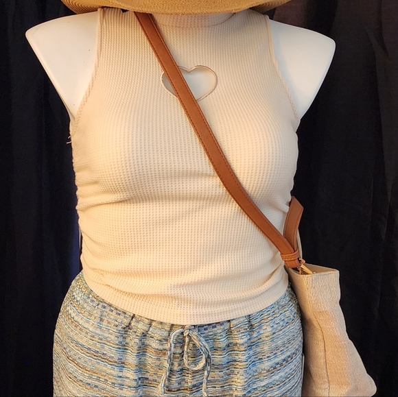 Astars NWT Del Carmen drawstring shorts - Picture 7 of 8